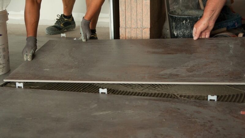Les étapes essentielles pour réussir la pose de carrelage
